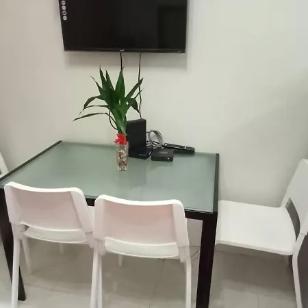 Affordable Condotel Near Manila Airport Exterior photo